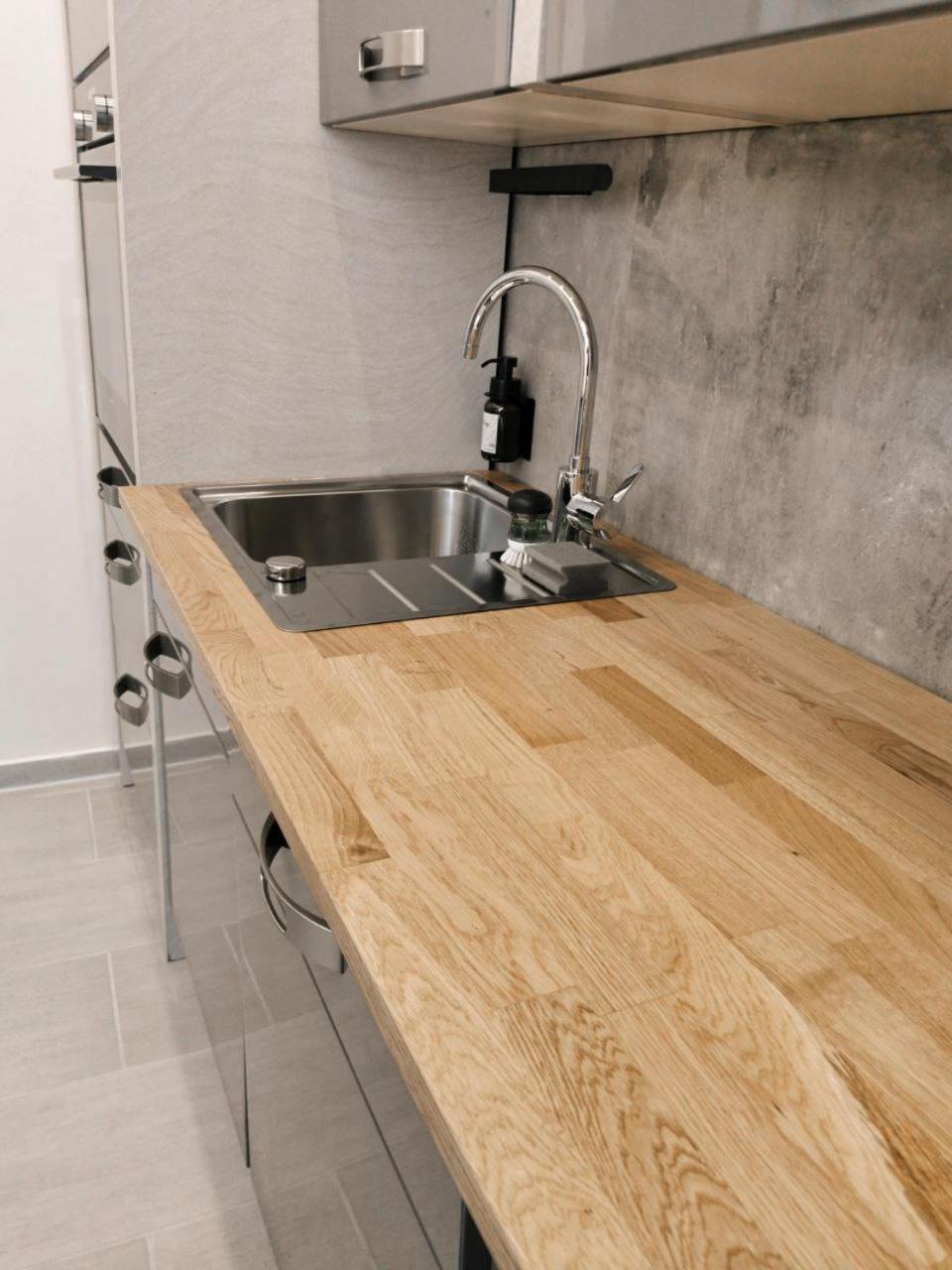 Geli Homes L1 - 2X Zimmer, 2X Kingsize Bett, 1 Bis 4 Personen, Parkplatz, Tv, Wifi, Top Kueche, Kaffee, Tee Lünen Eksteriør billede